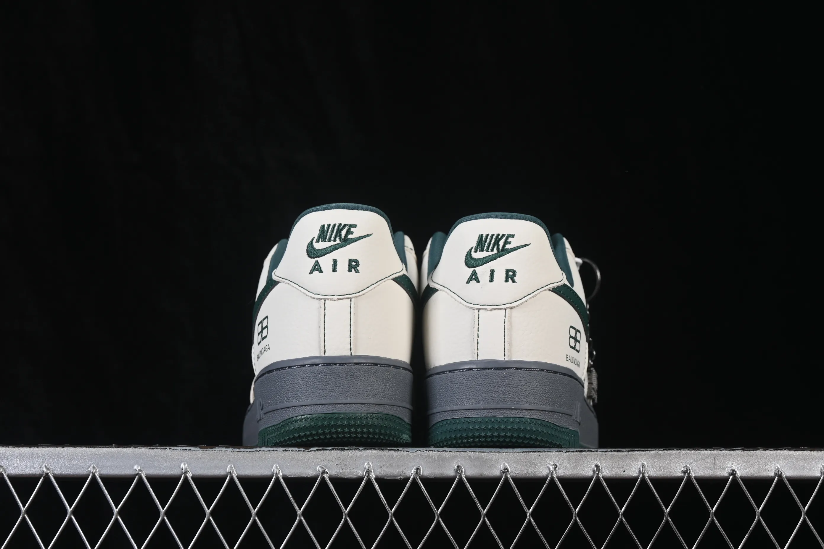 All Categories Nk Air Force 1 Air Force Series Nk Air Force 1 Low Air Force Low Nike Air Force 1'07 Low Beige Air Force One Low Casual Shoes KD1688-009